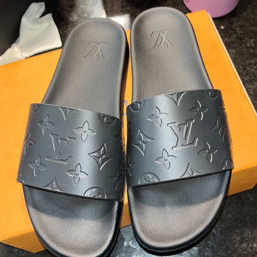 Brand new LV slides